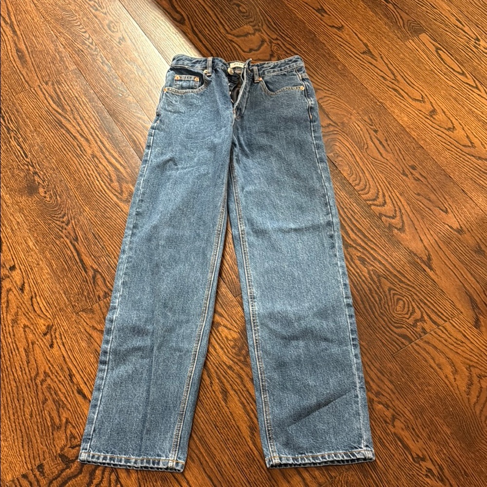 Classic Straight-Leg Women's Jeans - Blue